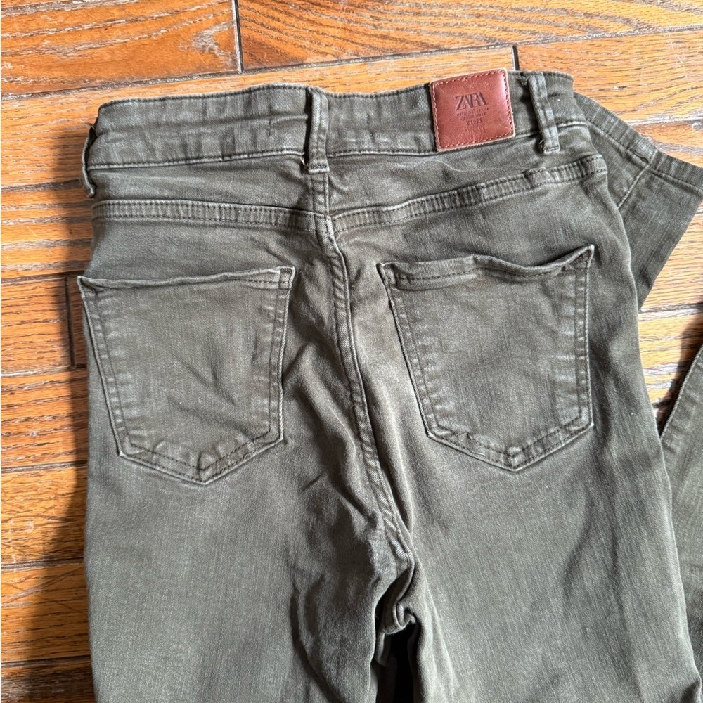 Zara Khaki Slim Fit Pants - Picture 2 of 4